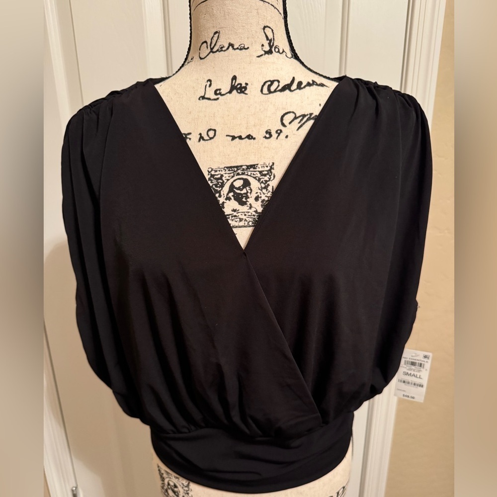 I.N.C. International Concepts Women’s Surplice V-Neck Top Black Small NWT - Picture 2 of 8